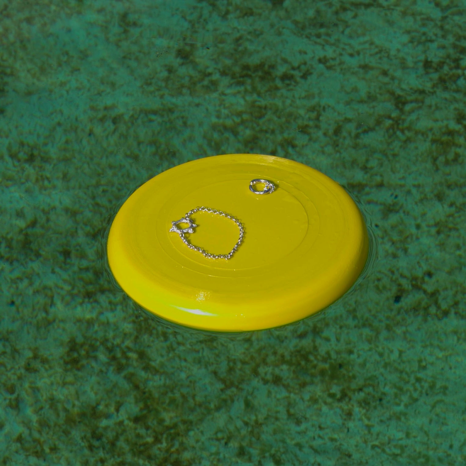 Micro Wobble Earcuff