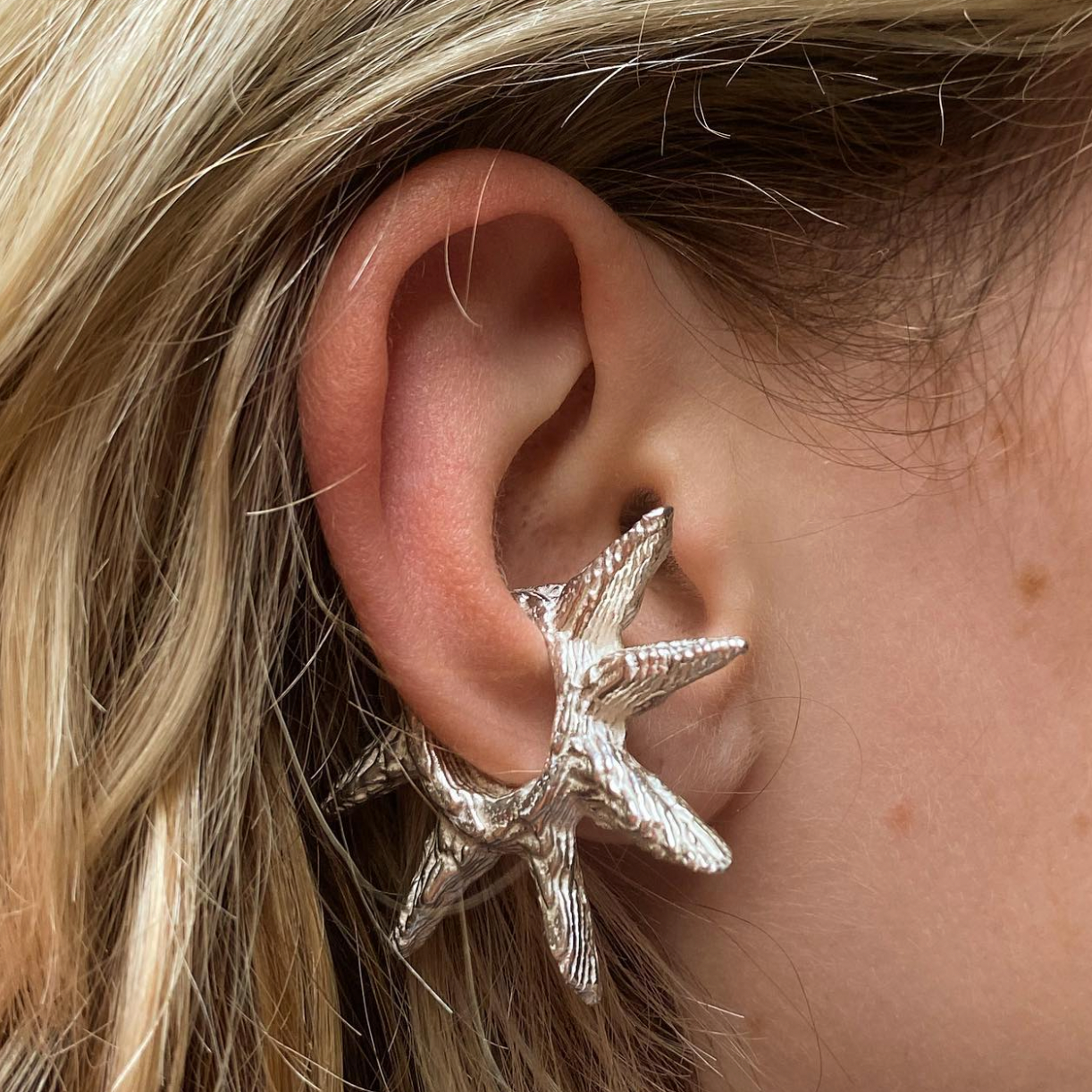 Huge Spike Earcuff