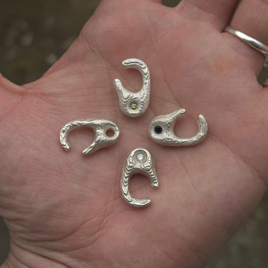 Stoned Bean Earcuff
