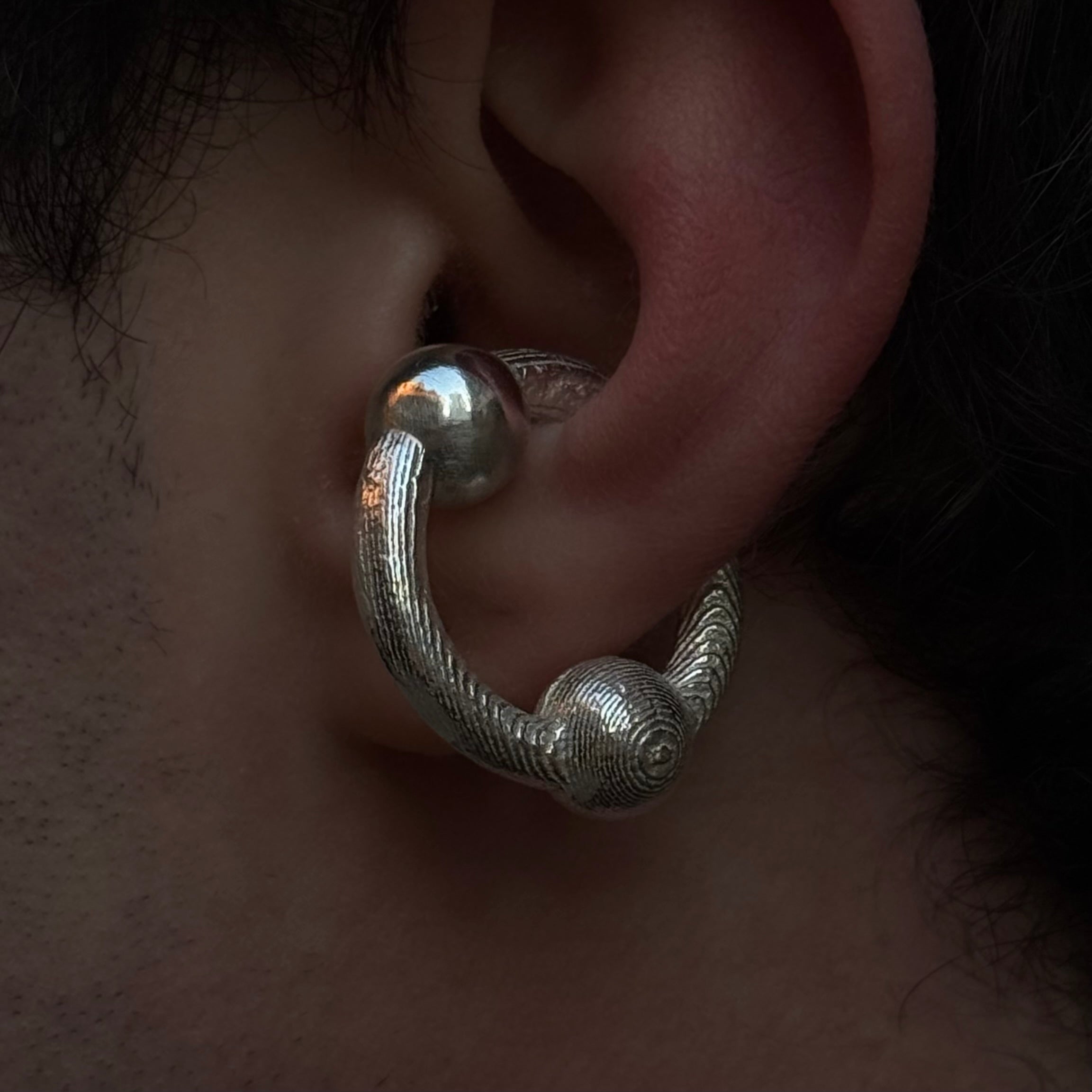 Hugo-o-o Earcuff